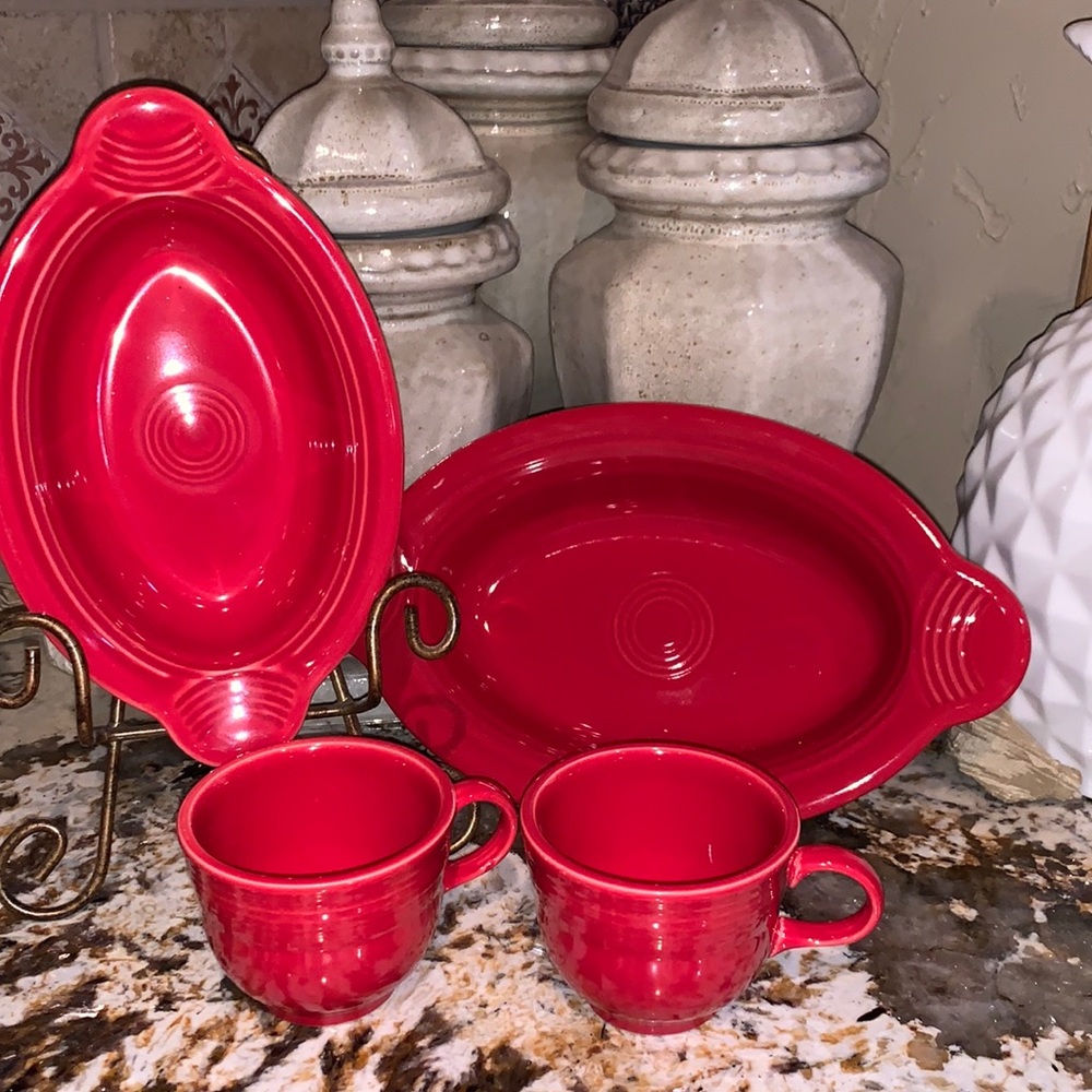 (4) Fiesta Ware Dishes (2) casserole (2) cups Scarlet Color